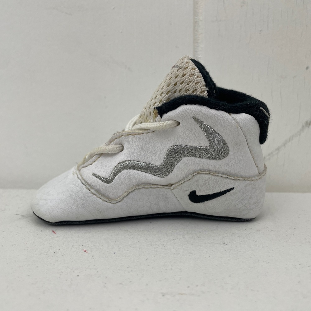 VTG Nike Air Pippen 1 1997 White/Silver 850018-111 Toddler Size 2C OG - Picture 7 of 8